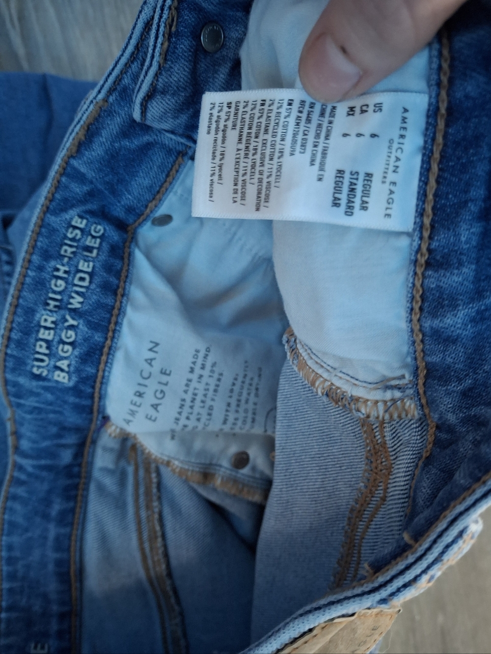 American eagle super high rise Baggy wide leg jeans size 6 cargo denim pants - Picture 8 of 8